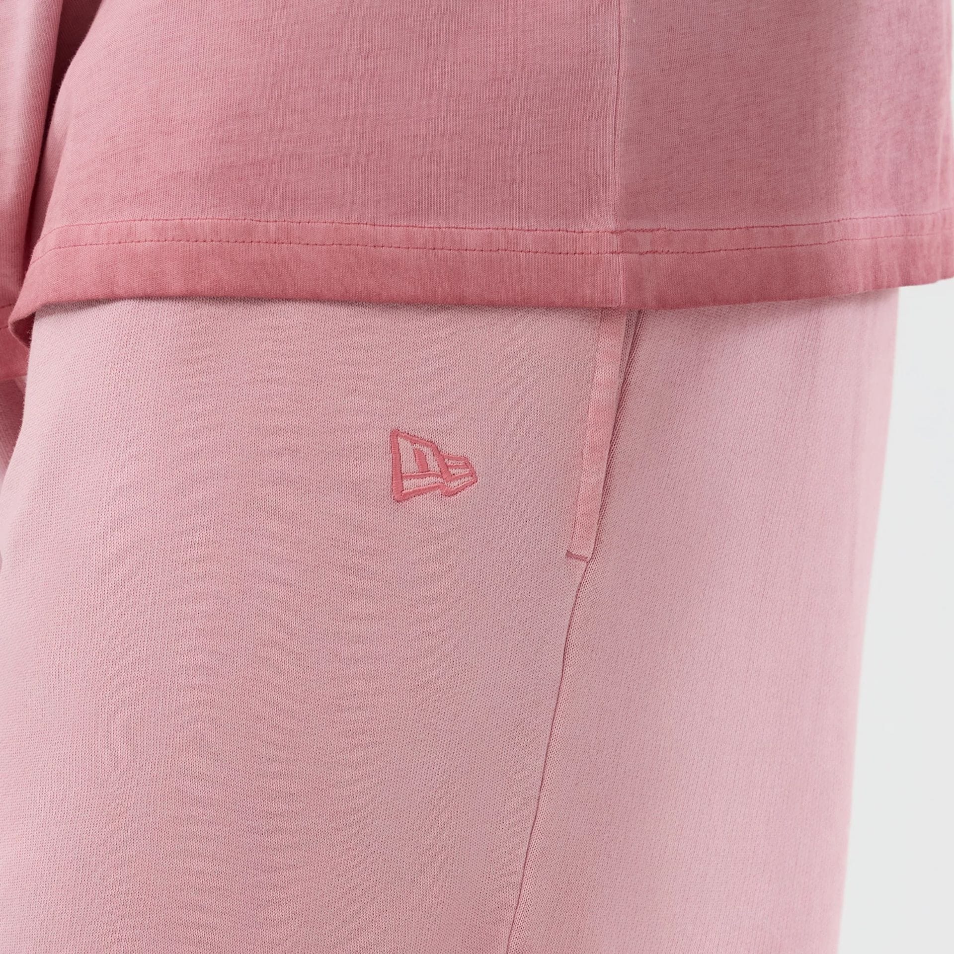 New York Yankees MLB Washed Logo Pastel Pink Shorts - Image 4