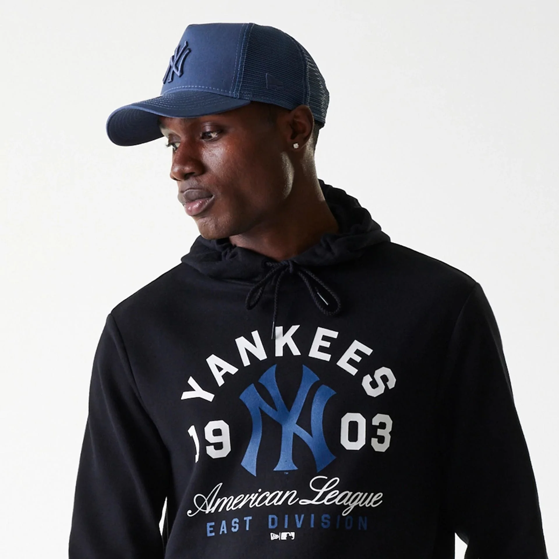 New York Yankees MLB Wordmark Black Pullover Hoodie - Image 7