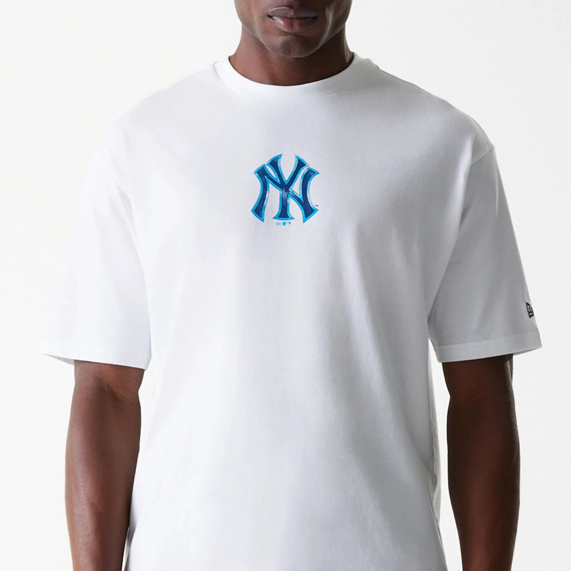 New York Yankees MLB World Series White Oversized T-Shirt - Image 3