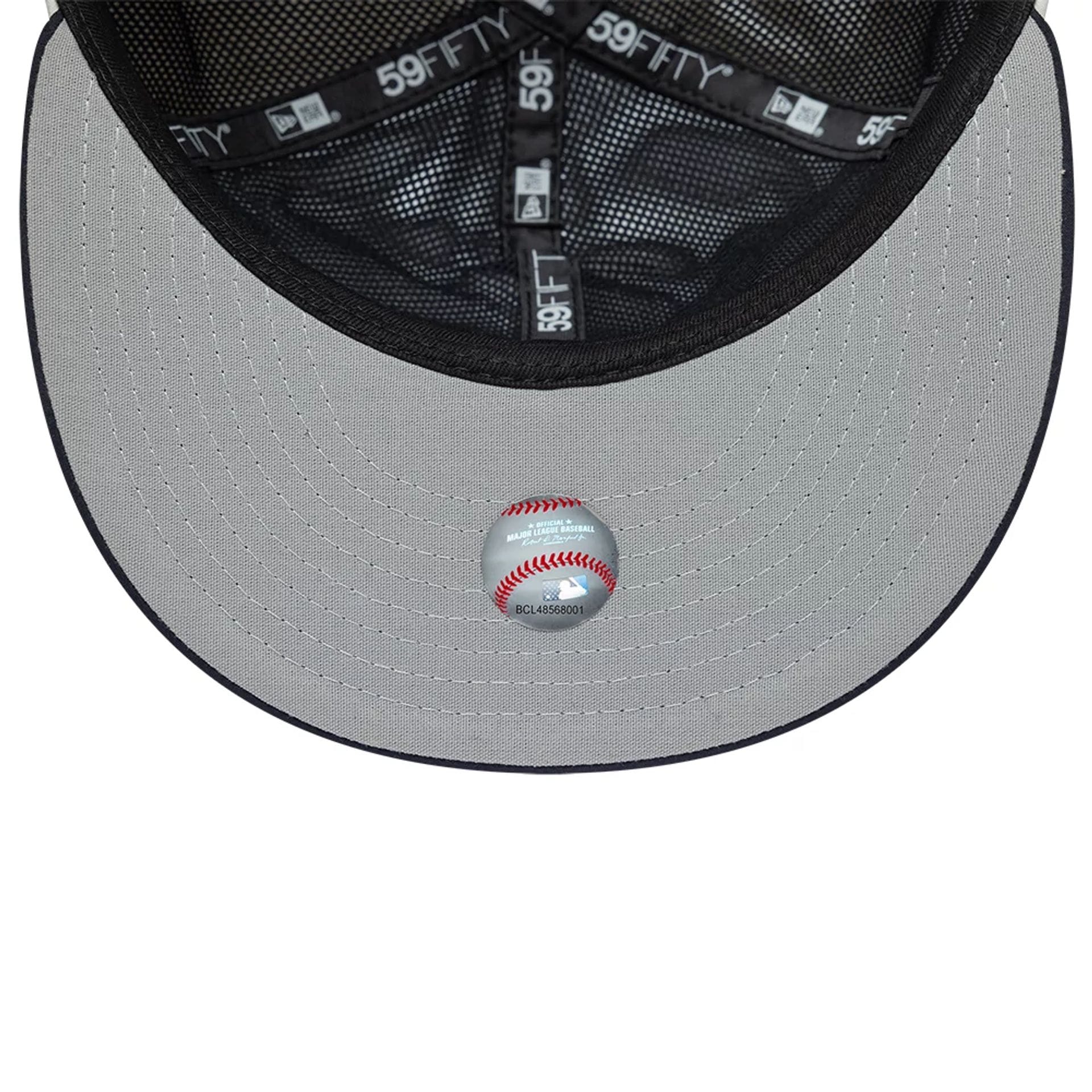 New York Yankees MLB X Gore-Tex Navy 59FIFTY Fitted Cap - Image 2