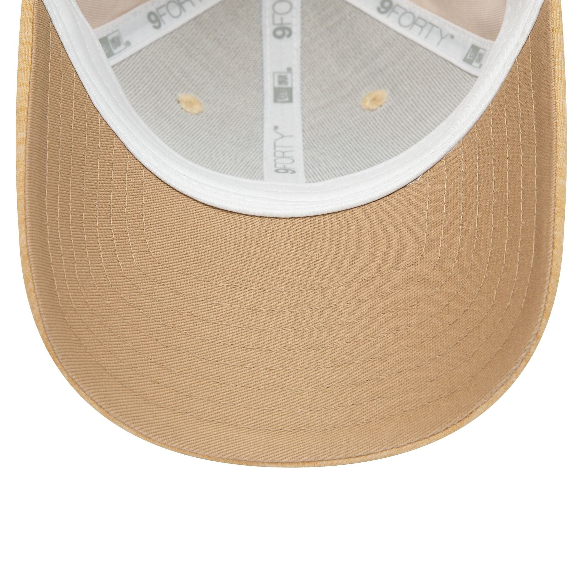 New York Yankees Womens Jersey Light Beige 9FORTY Adjustable Cap - Image 5
