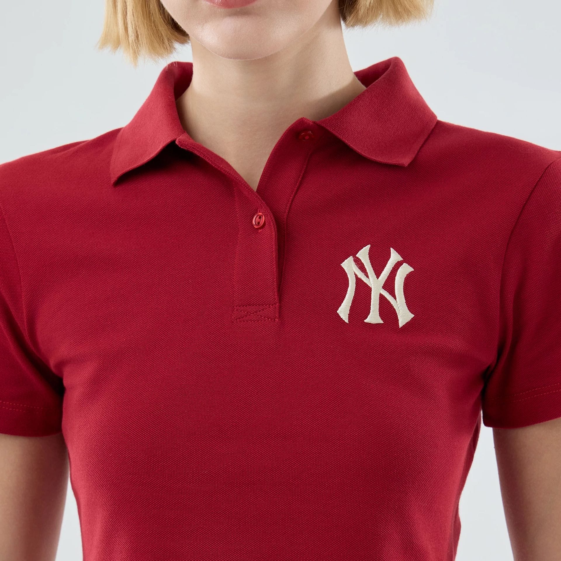 New York Yankees Womens MLB Dark Red Cropped Slim Polo T-shirt - Image 4