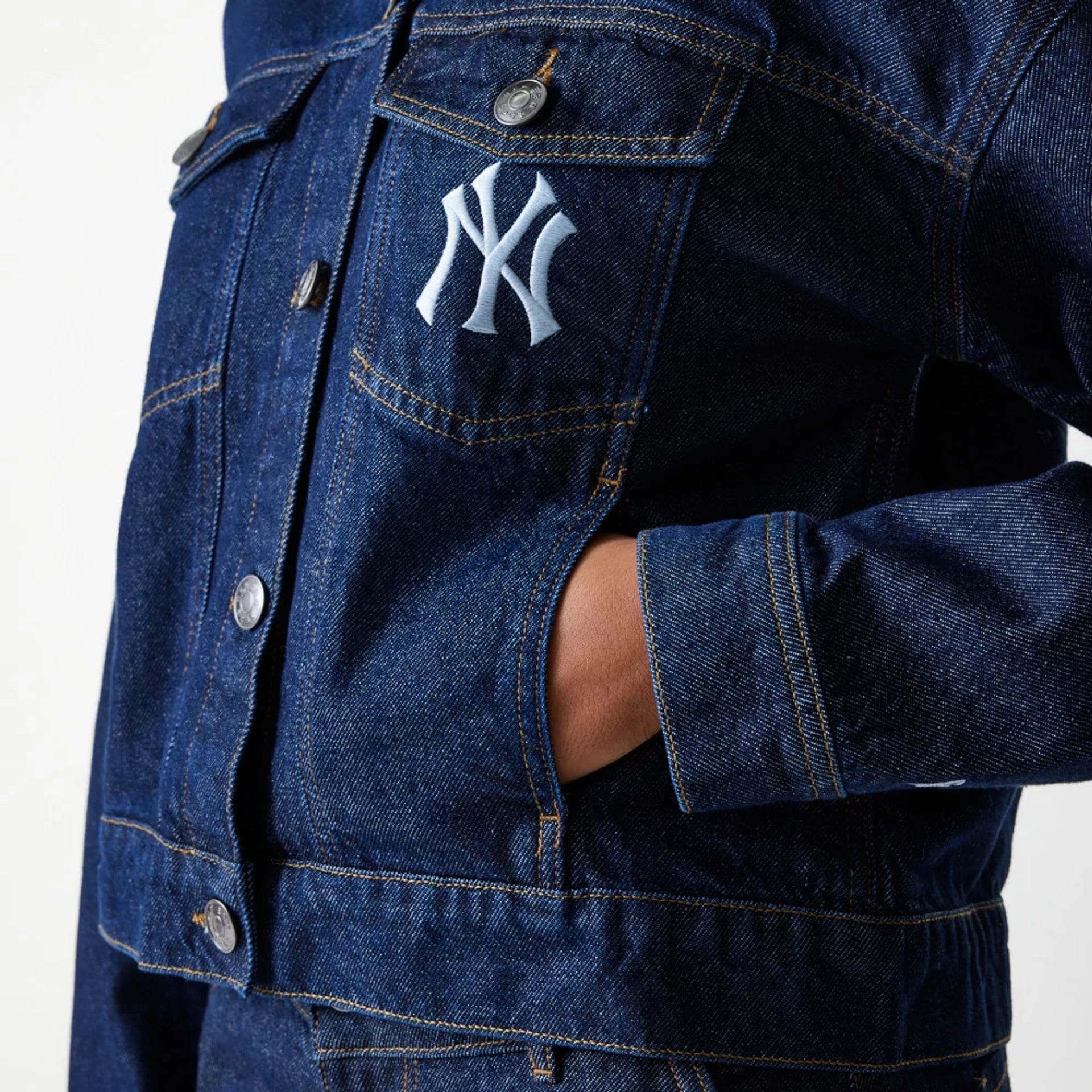 New York Yankees Womens MLB Denim Dark Blue Jacket - Image 3