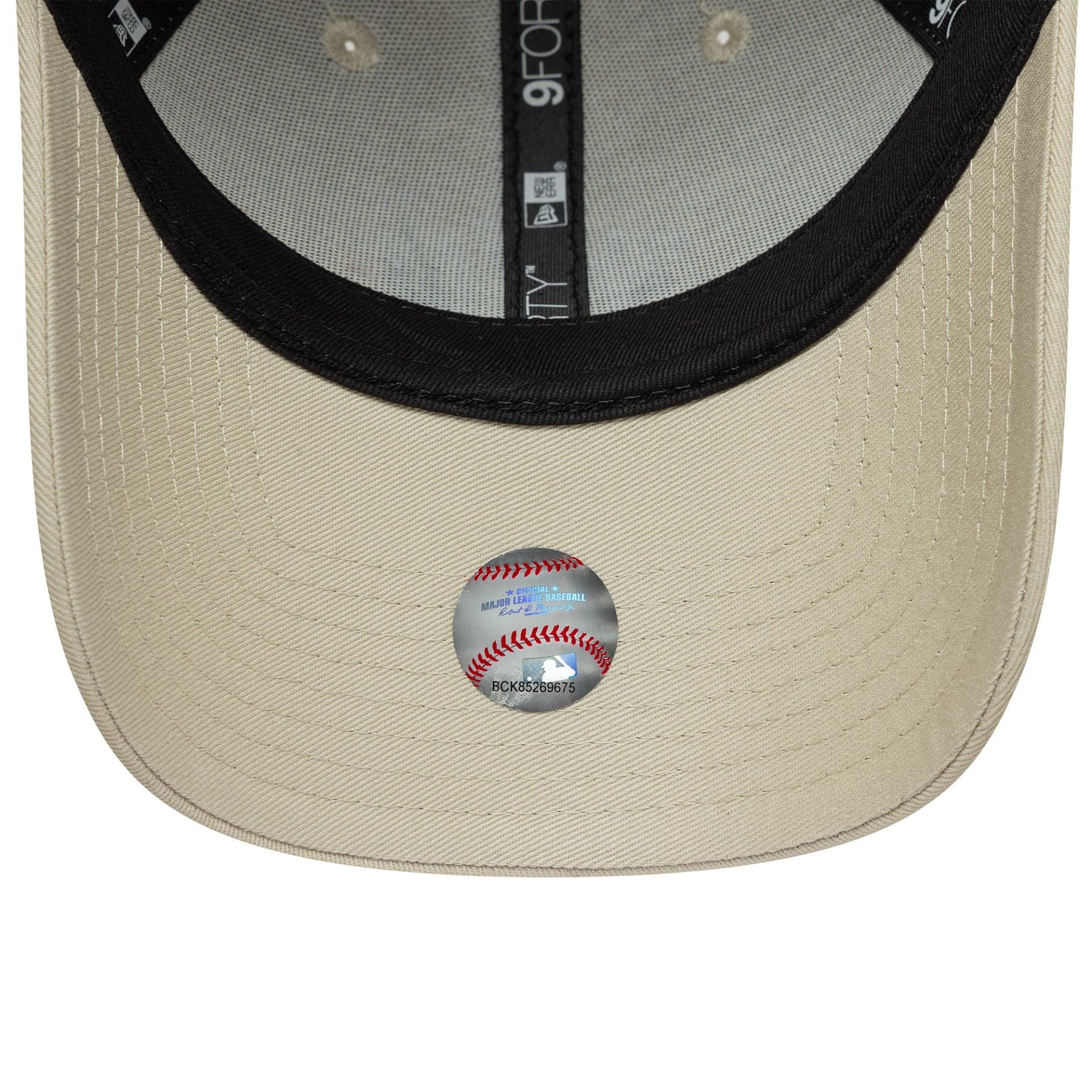 New York Yankees Womens MLB Floral Light Beige 9FORTY Cap - Image 5