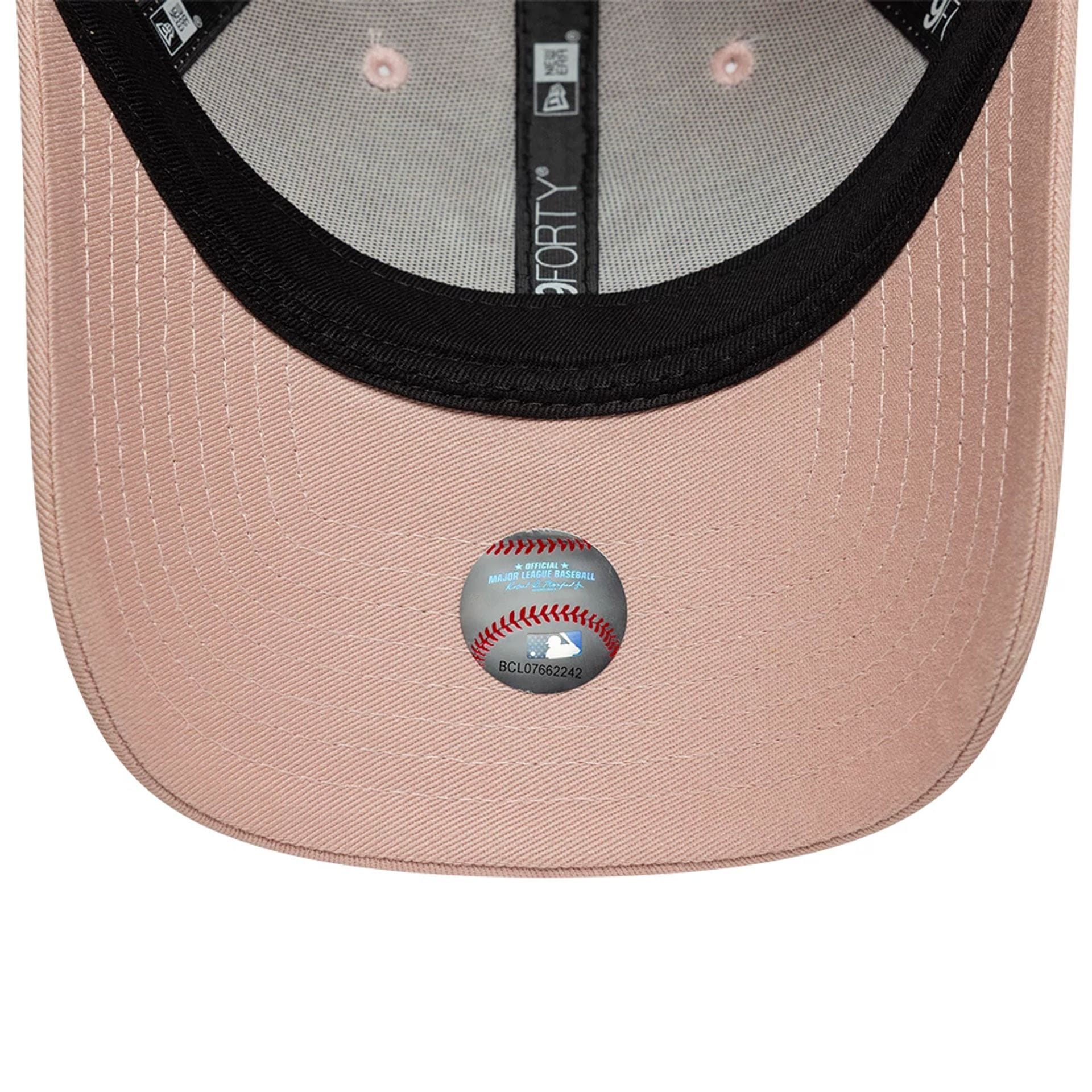 New York Yankees Womens MLB League Essential Pastel Pink 9FORTY Adjustable Cap - Image 5