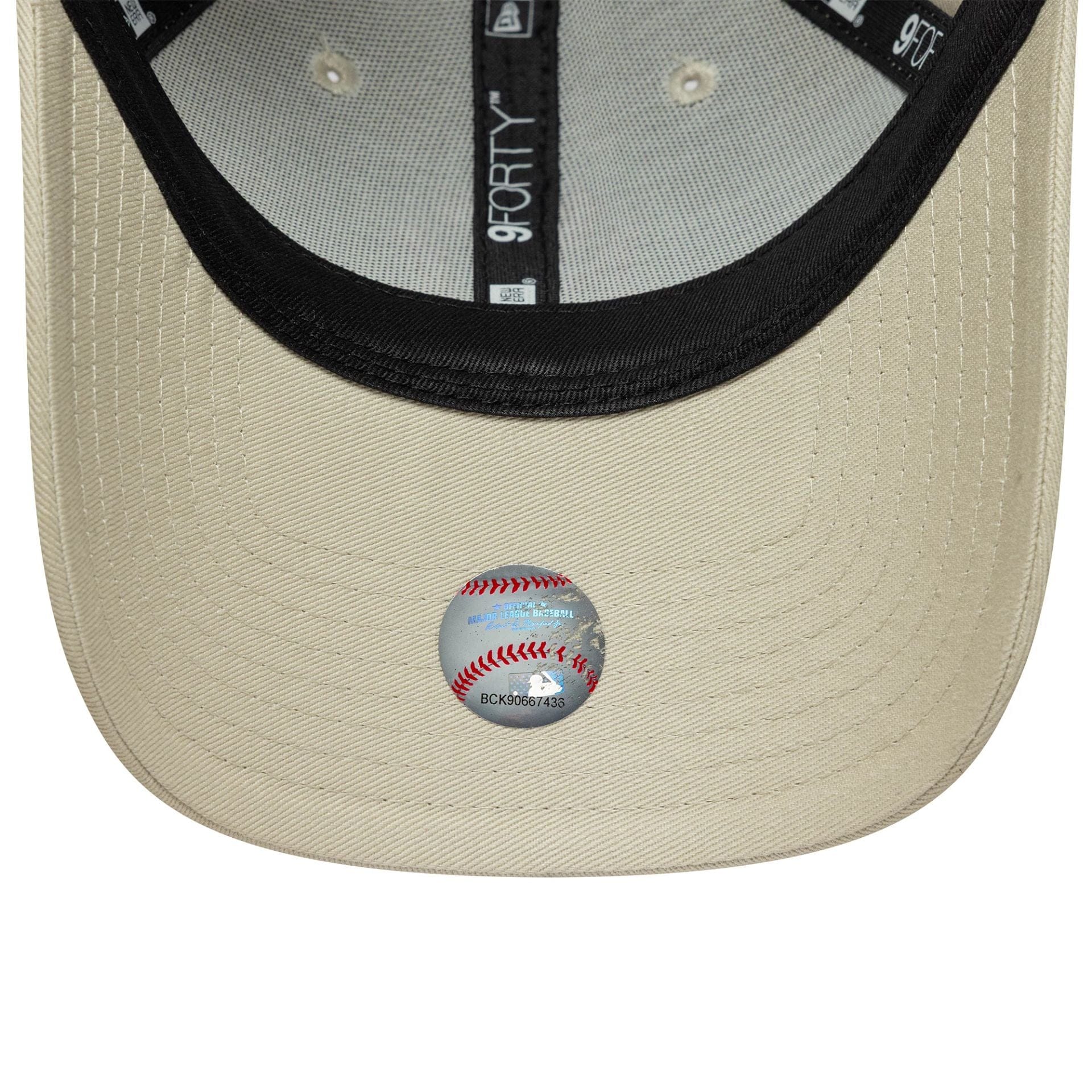 New York Yankees Womens MLB Light Beige 9FORTY Cap - Image 5