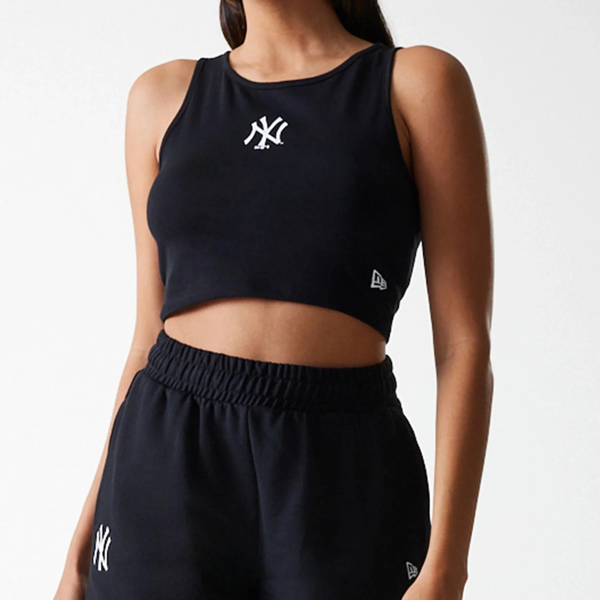 New York Yankees Womens MLB Midi League Essential Black Crop Tank Top - Image 3