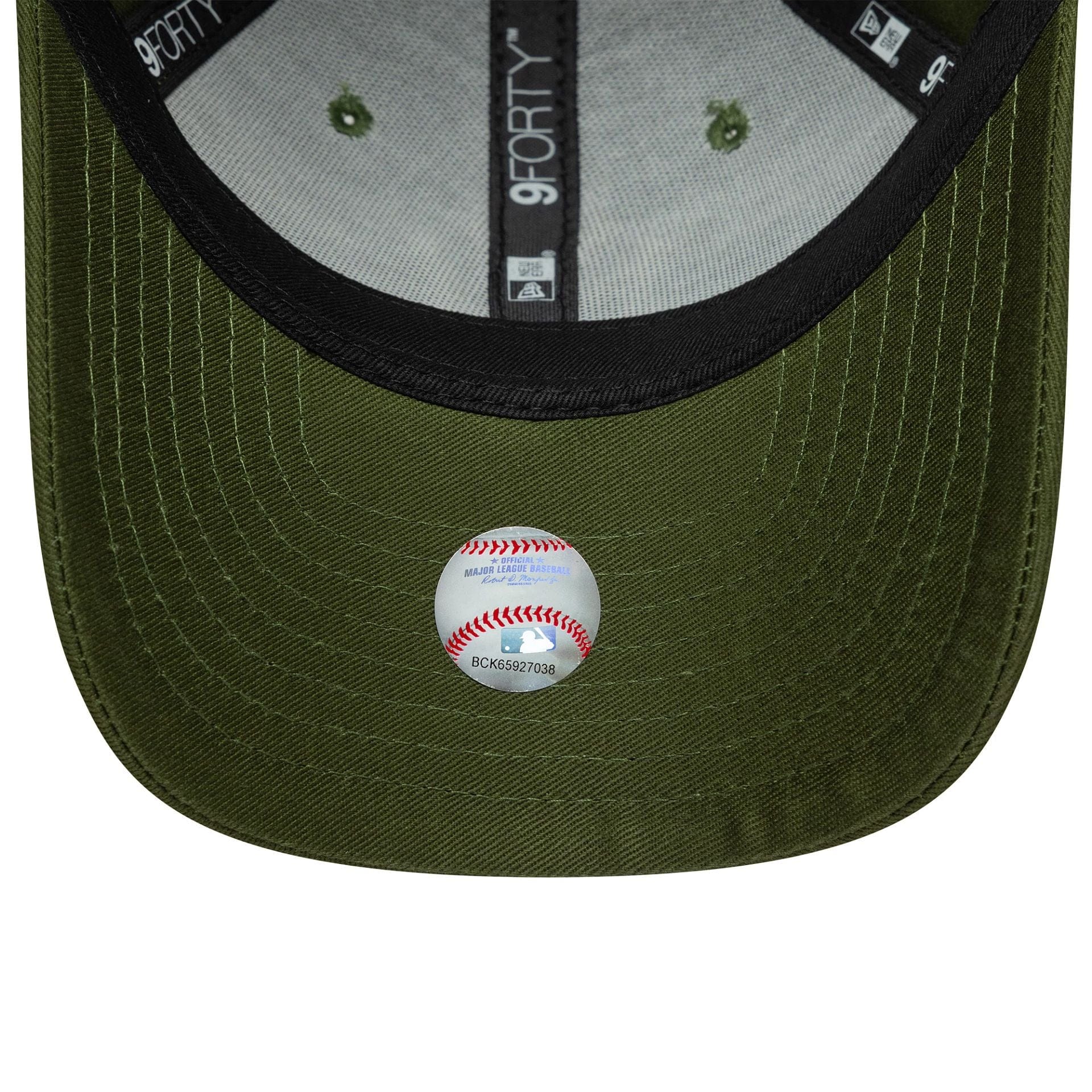 New York Yankees Youth MLB League Essential Dark Green 9FORTY Adjustable Cap - Image 5