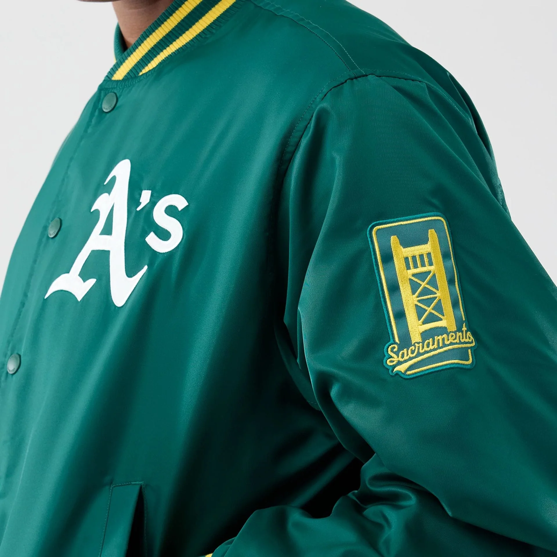 Oakland Athletics MLB Authentic Green Stadium Jacket - Image 4