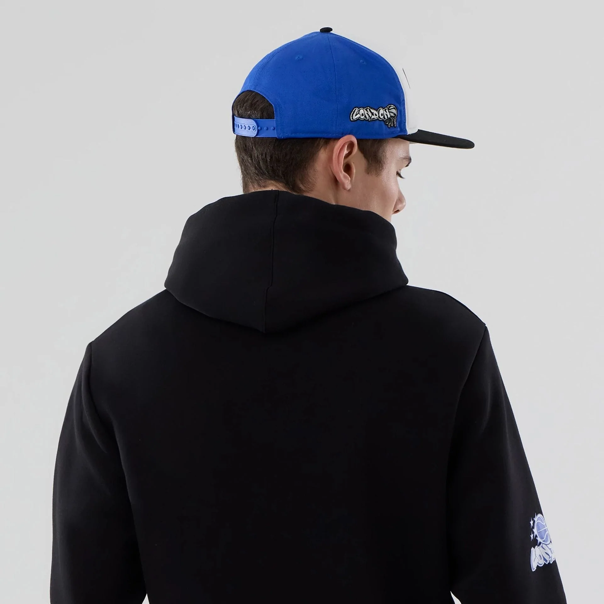 Orlando Magic NBA London Game 2026 Black Pullover Hoodie - Image 7
