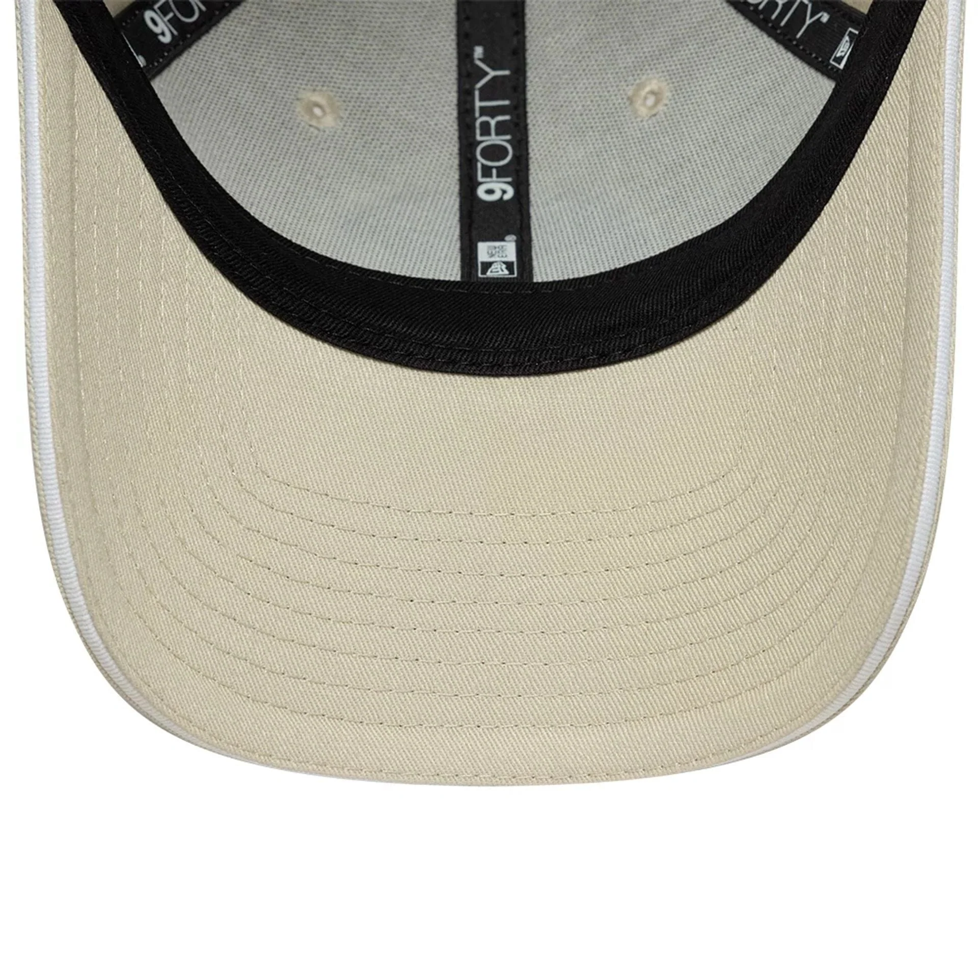 Paris Saint Germain Core Light Beige 9FORTY Adjustable Cap - Image 5