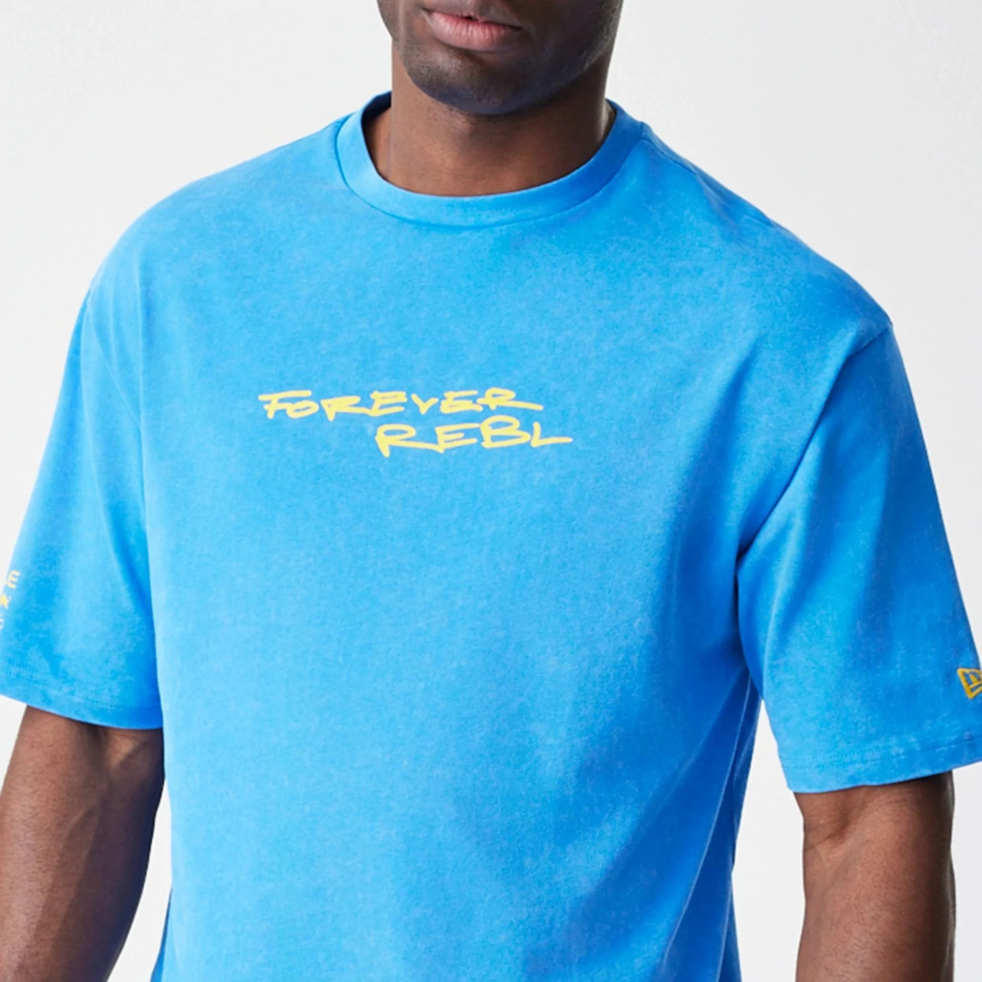 Red Bull Racing Back Graphic Blue Oversized T-Shirt - Image 3