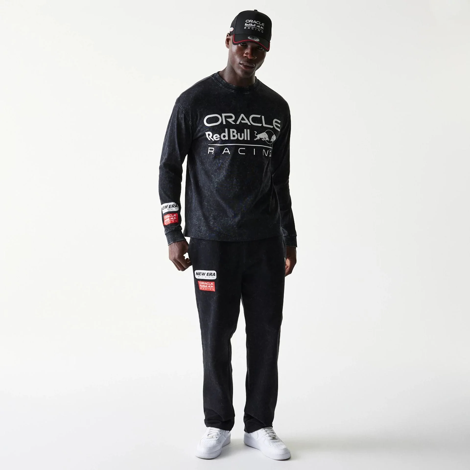 Red Bull Racing Linear Graphic Black Long Sleeve T-Shirt - Image 8