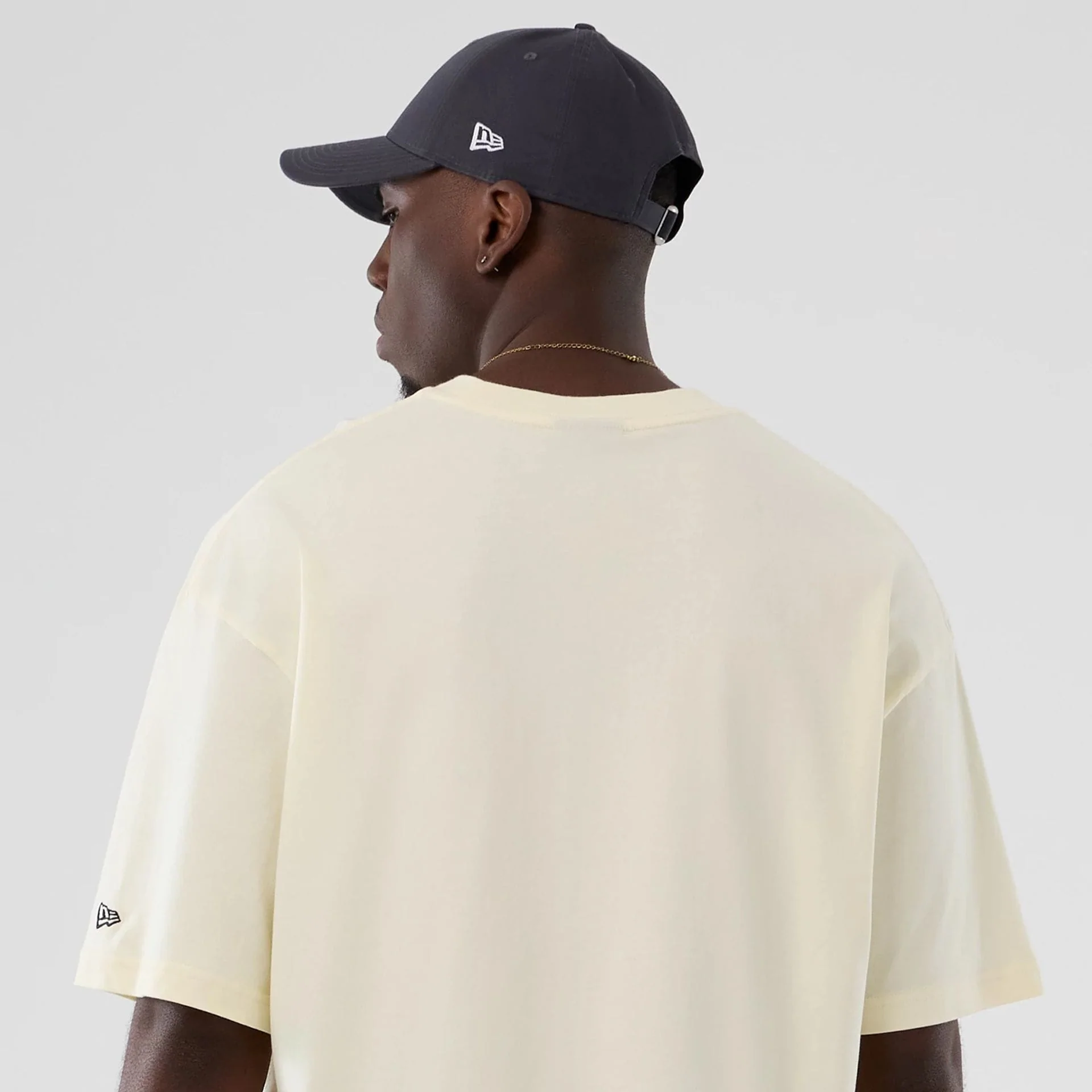 San Antonio Spurs NBA Hardwood Classic Cream T-Shirt - Image 7