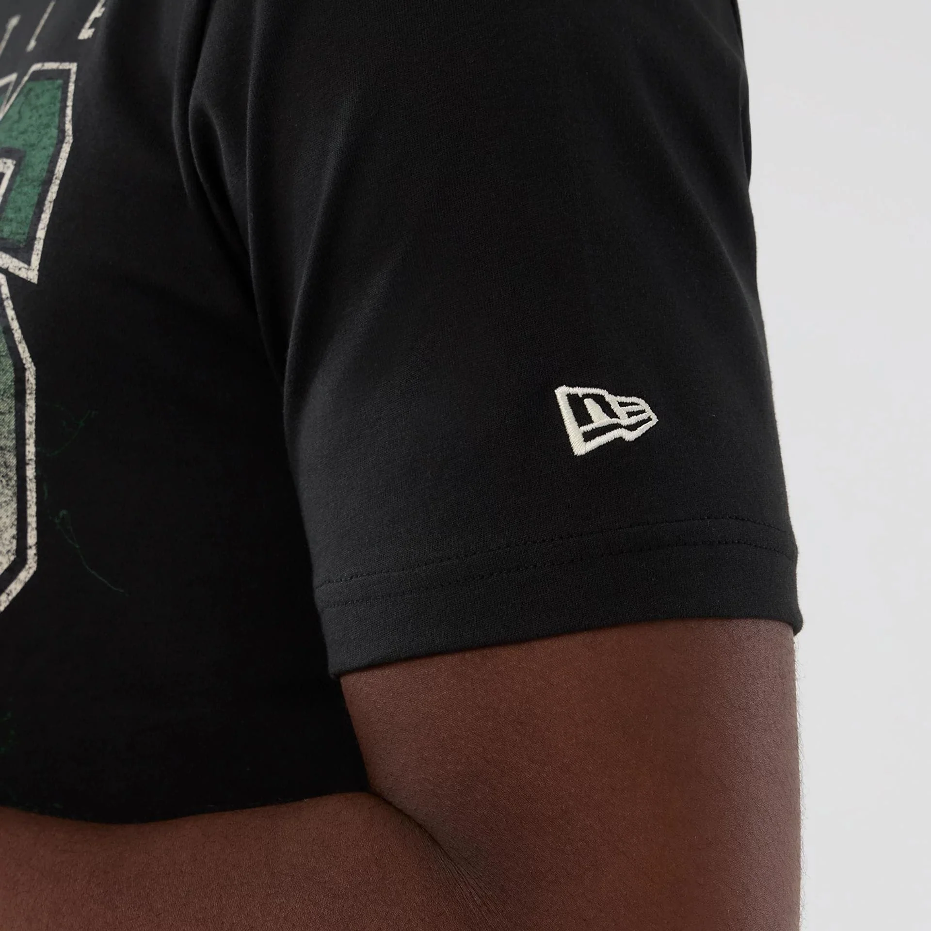 Seattle Supersonics NBA Hardwood Classic Black T-Shirt - Image 4