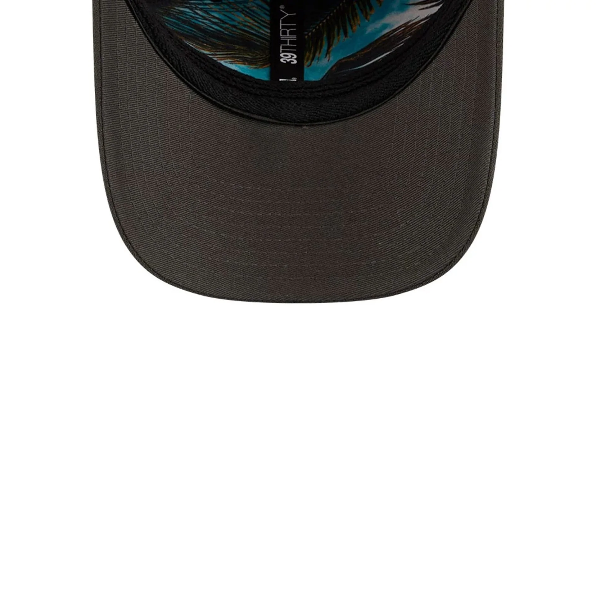 Tampa Bay Buccaneers NFL Draft 2026 Red 39THIRTY M-Crown Stretch Fit Cap - Image 8