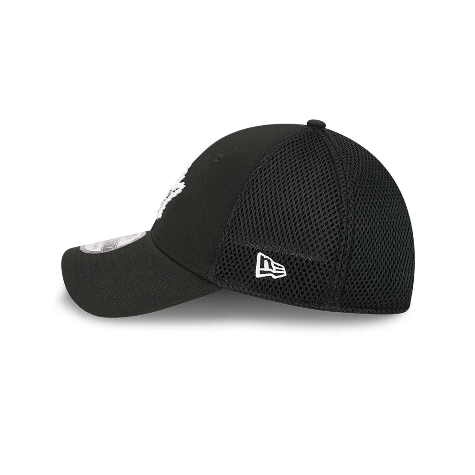 Toronto Maple Leafs NHL Evergreen Neo Black 39THIRTY Stretch Fit Cap - Image 5