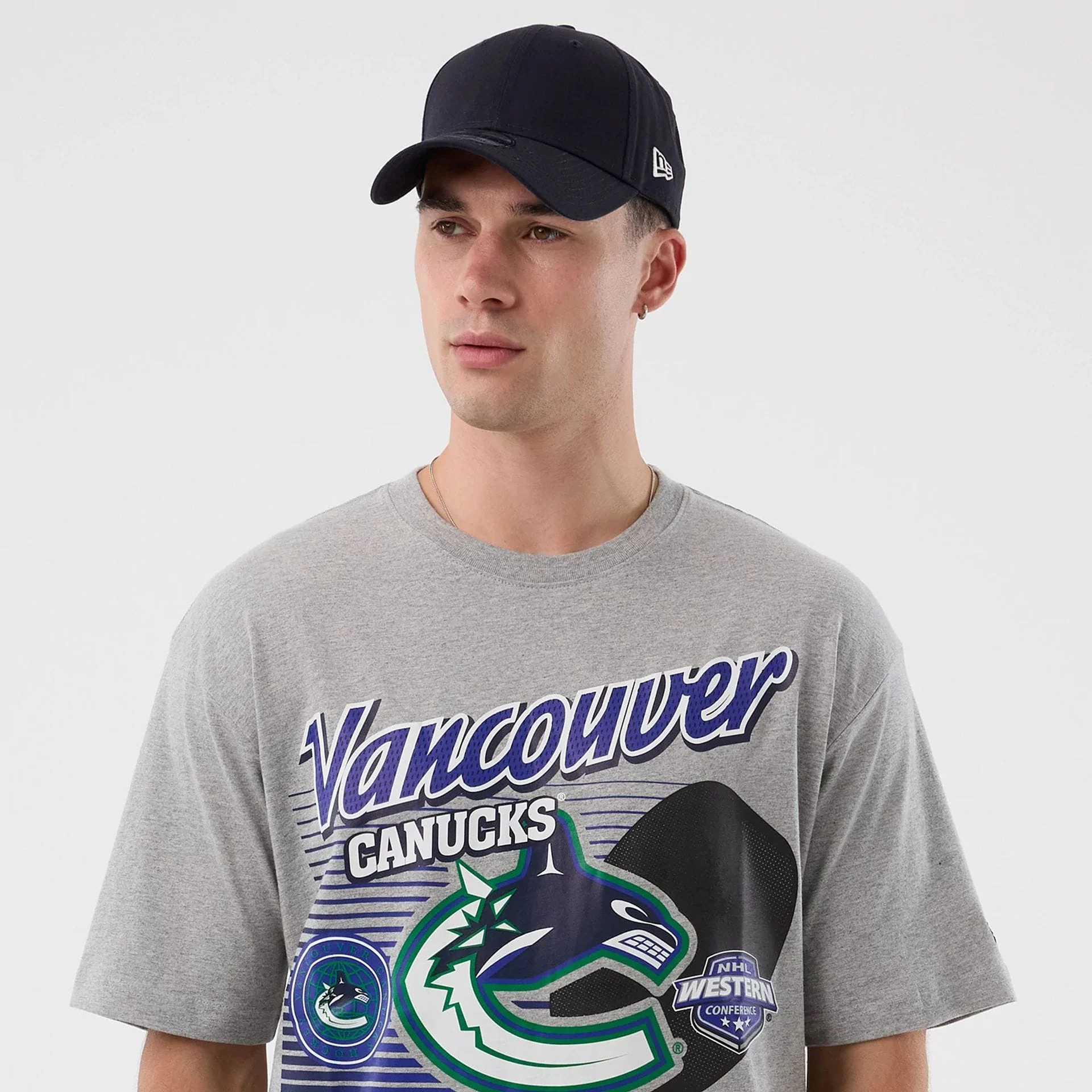 Vancouver Canucks NHL Sport Classic Grey T-Shirt - Image 4