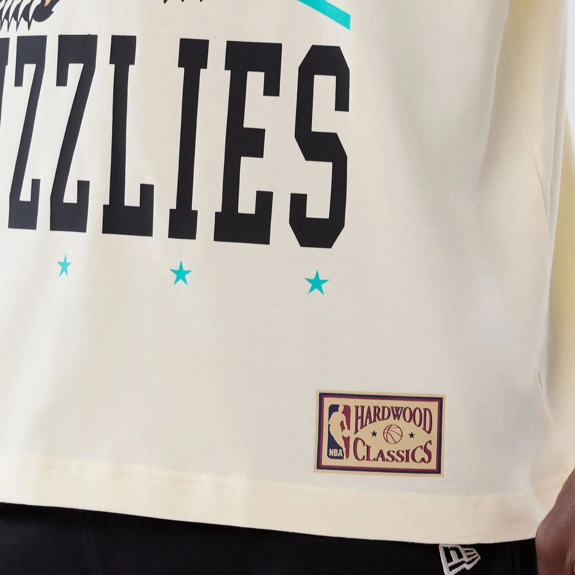 Vancouver Grizzlies NBA Hardwood Classic Cream T-Shirt - Image 5