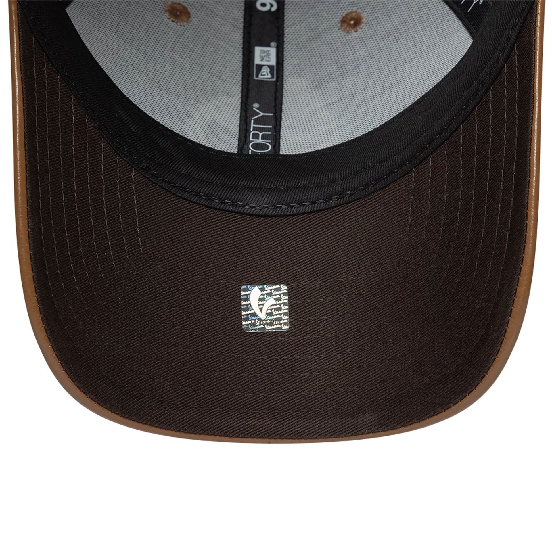 Vespa Crinkle Dark Brown 9FORTY Adjustable Cap - Image 7