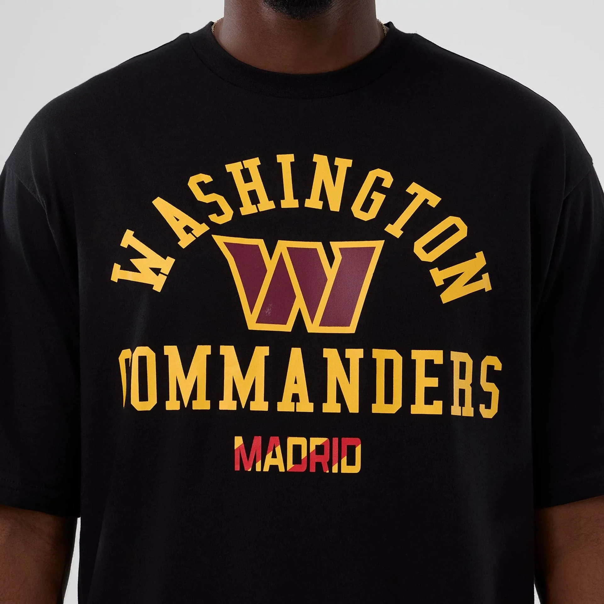 Washington Commanders NFL International Series Games 2025 Black Oversized T-Shirt - Image 3
