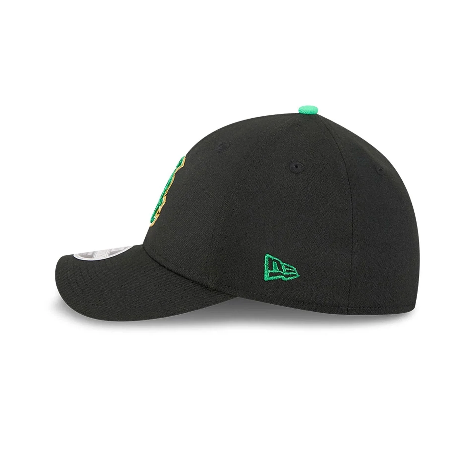 White Sox MLB Saint Patrick's Day Black 39THIRTY M-Crown A-Frame Stretch Fit Cap - Image 5