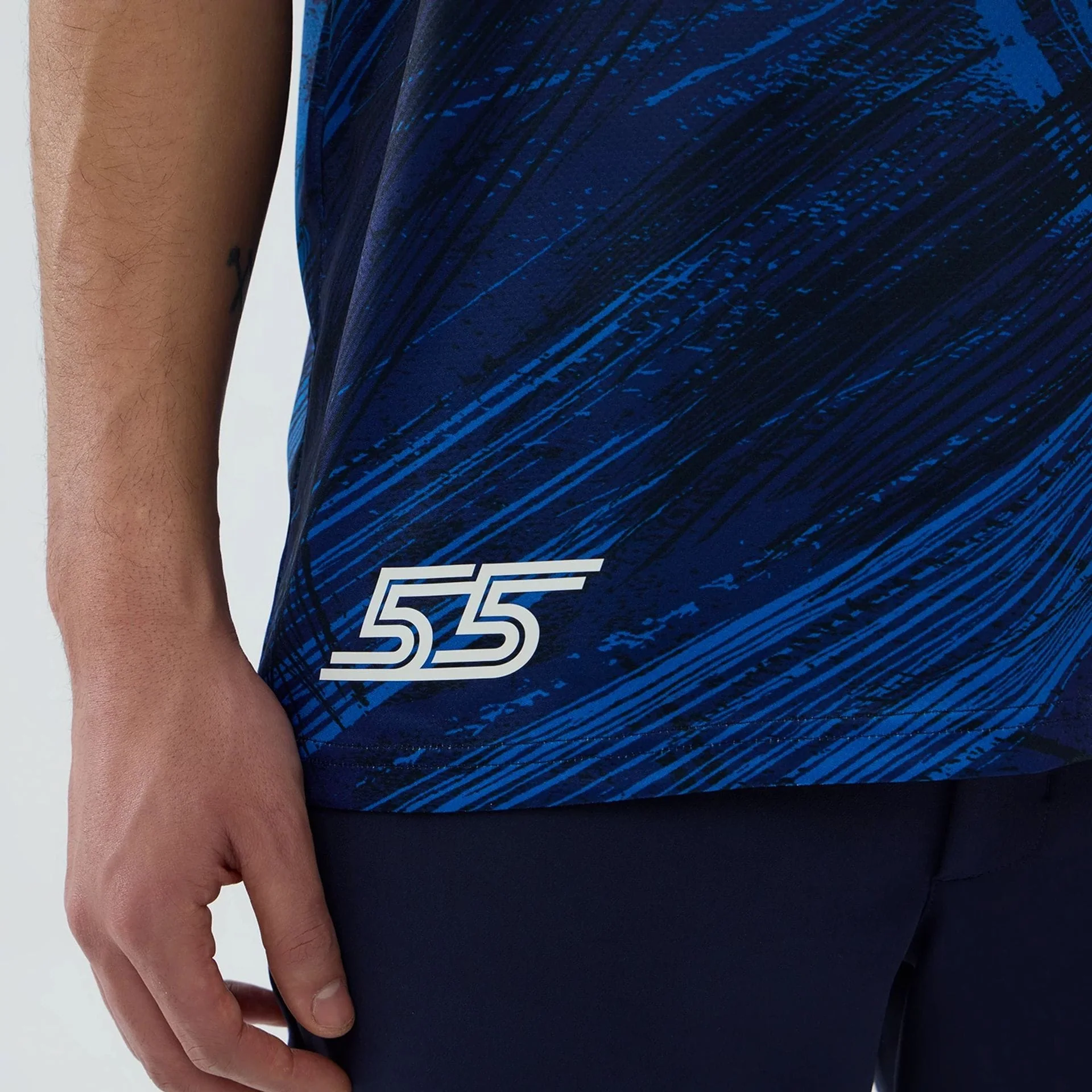Williams Carlos Sainz Navy Tech T-shirt - Image 6